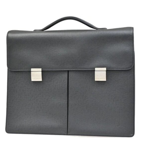 LOUIS VUITTON Serviette Kazan Hand Bag Taiga Leather Black M30802 68KB755
